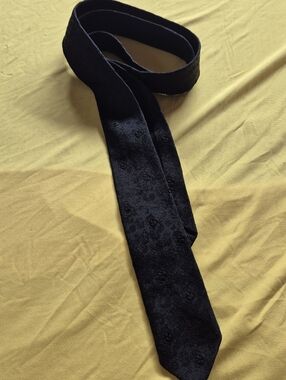 Source Unknown Black Jacquard Floral Necktie